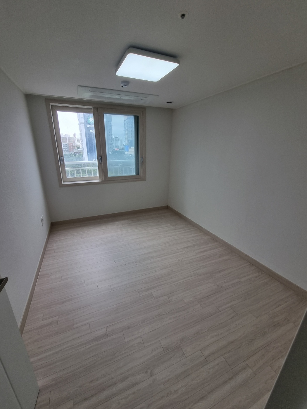 청소하는아빠 고객 후기 - 곰팡이 제거 부분 시공 청소 후기